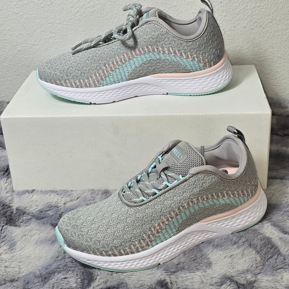 New Freely Piper PSGS Sneakers Grey‎ Mint Peach Athletic Girls 1.5